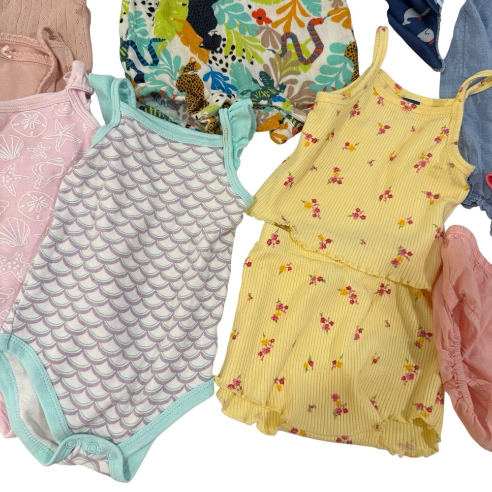 5 for $25!! Baby Girl Bundle of 11 Plus 2 Shorts Plus 2 Head Scarves! 3-6 Months - Picture 8 of 10